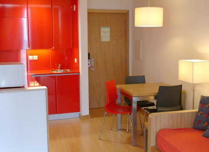 Marina Hotel