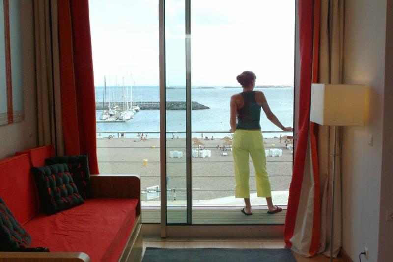 Marina Hotel 4*